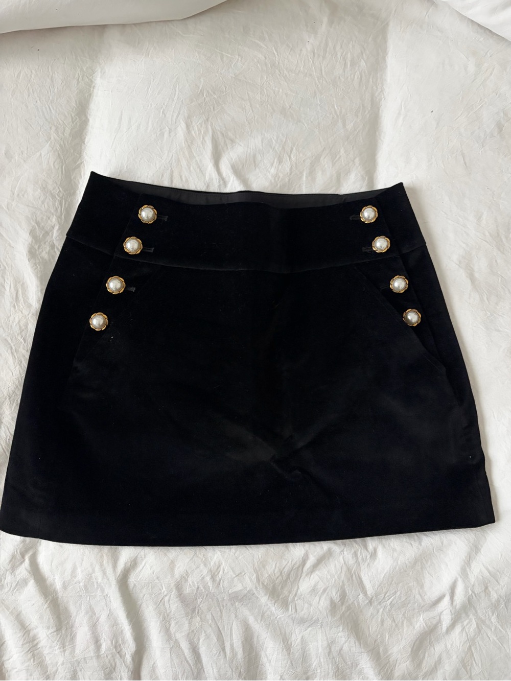 Alice + Olivia Black Mini Skirt with Pearl-Trim Buttons